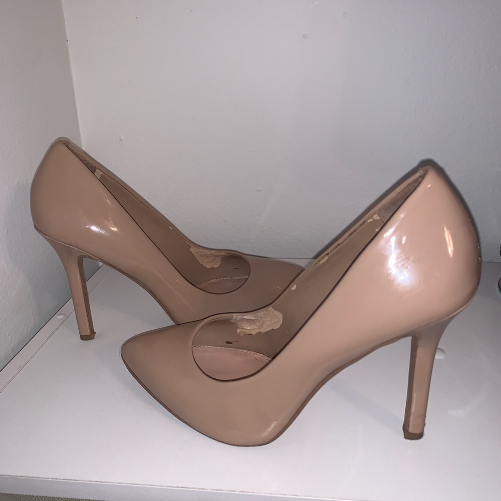 Heels - Picture 3 of 5